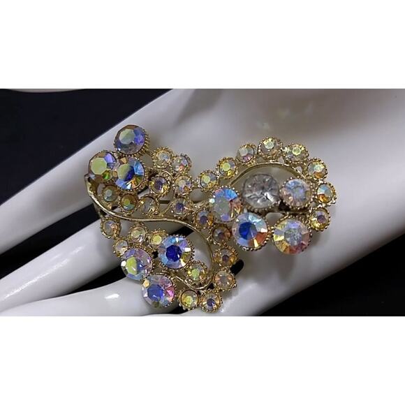 Vintage BSK Gold Aurora Borealis Rhinestone Floral Brooch 1950s Signed B.S.K. - Picture 2 of 9
